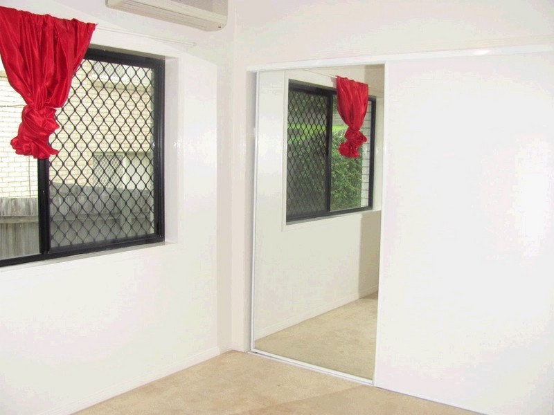 39 Strathmere Place, Upper Kedron QLD 4055