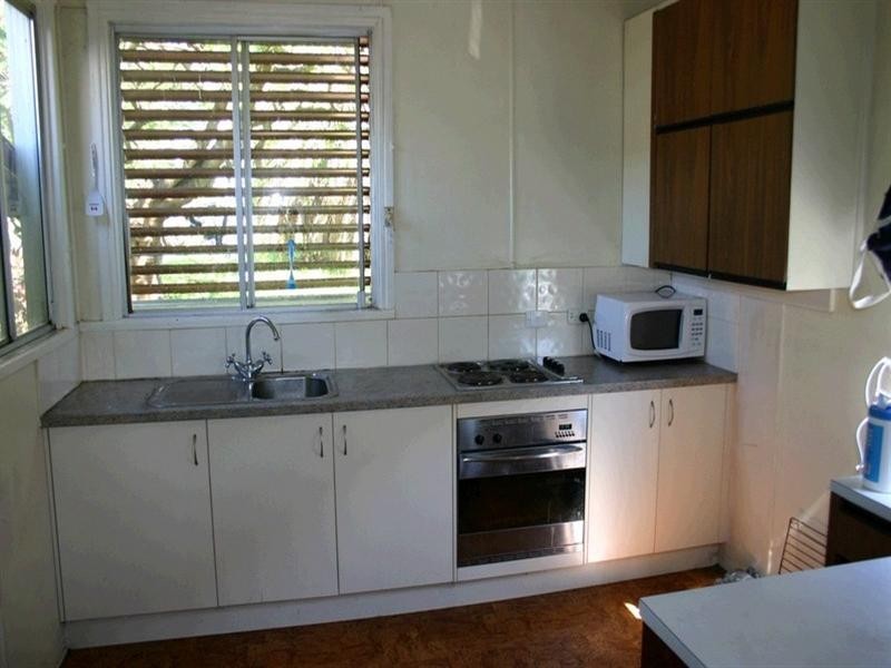 26 Enoggera Road, Newmarket QLD 4051