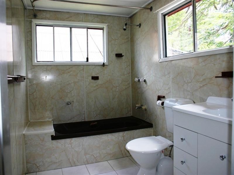 26 Enoggera Road, Newmarket QLD 4051