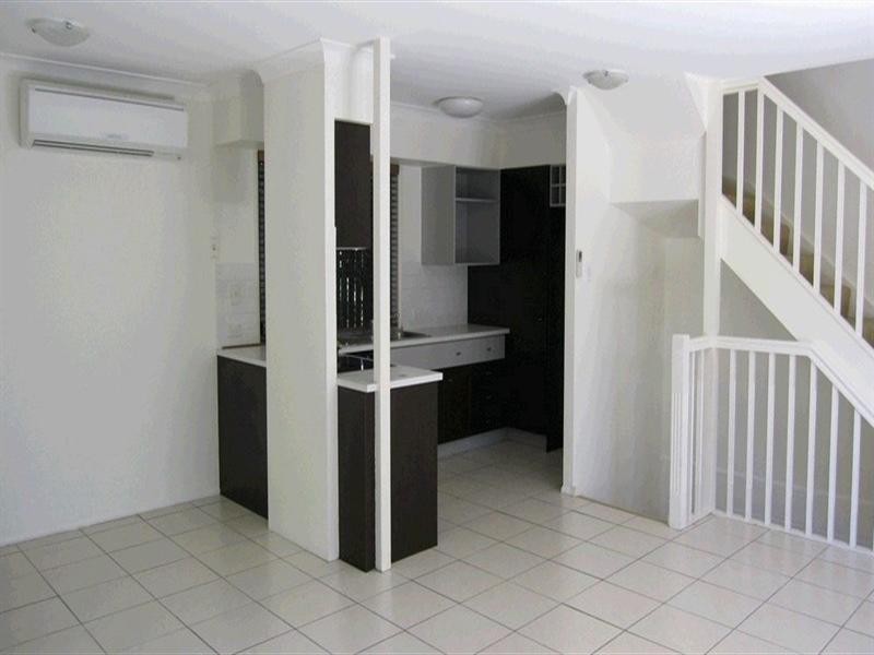 4/9 Tamworth Street, Annerley QLD 4103