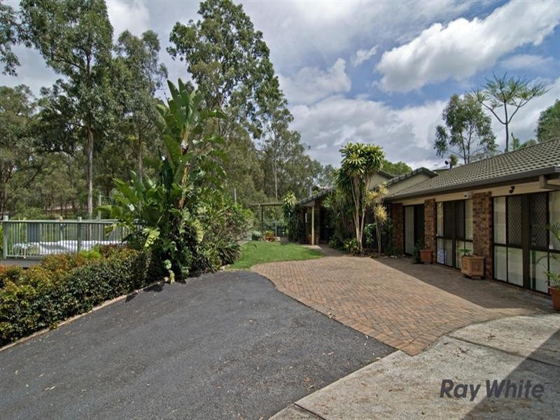 2 Lambert Court, Eatons Hill QLD 4037