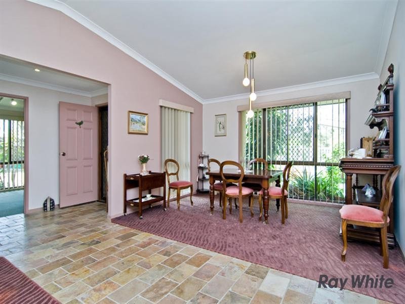 2 Lambert Court, Eatons Hill QLD 4037