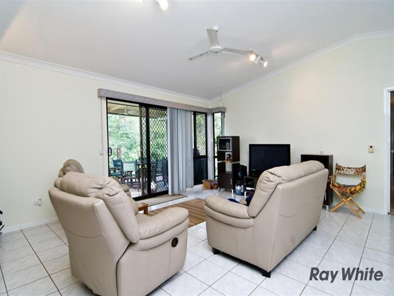 2 Lambert Court, Eatons Hill QLD 4037