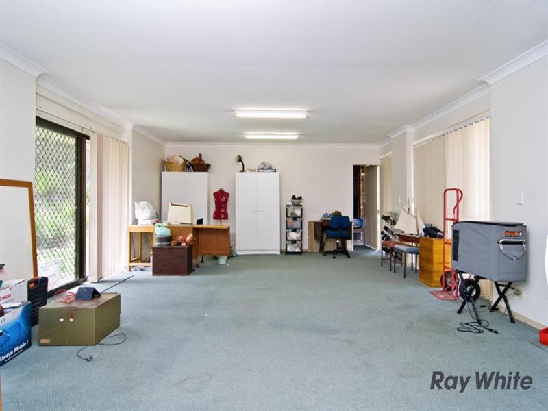 2 Lambert Court, Eatons Hill QLD 4037