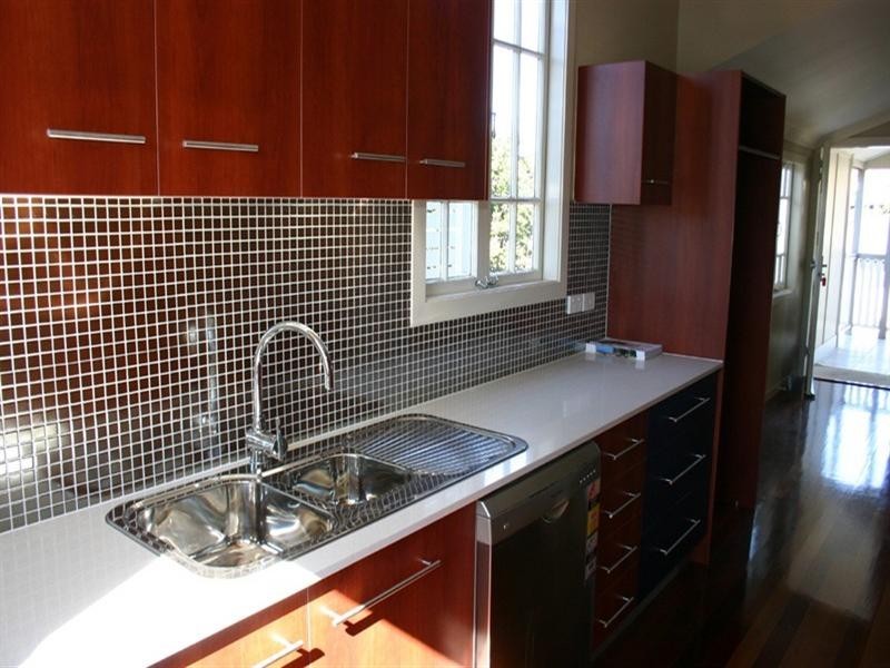 2/25 Kate Street, Newmarket QLD 4051