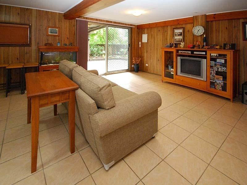 18 Bolong Crescent, Ferny Hills QLD 4055