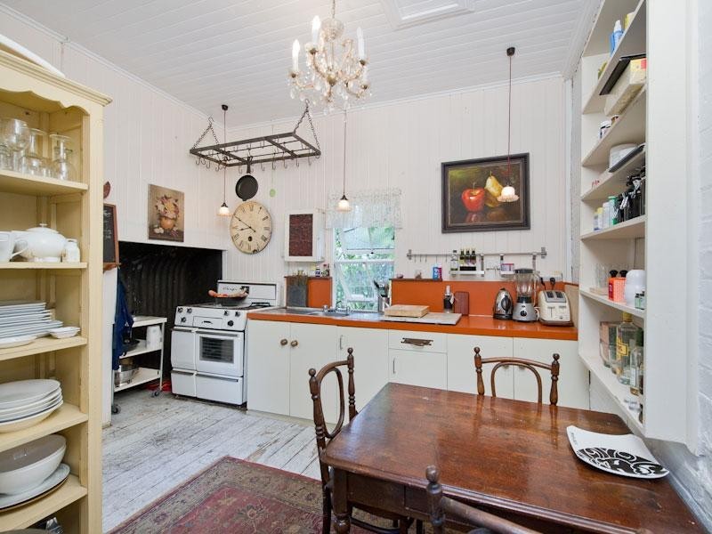 104 Edmondstone Street, Newmarket QLD 4051