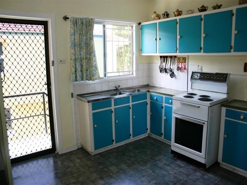 9 Alcester Street, Grange QLD 4051