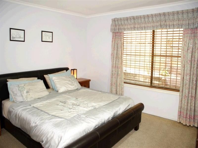 7 Dunaway Street, Mcdowall QLD 4053