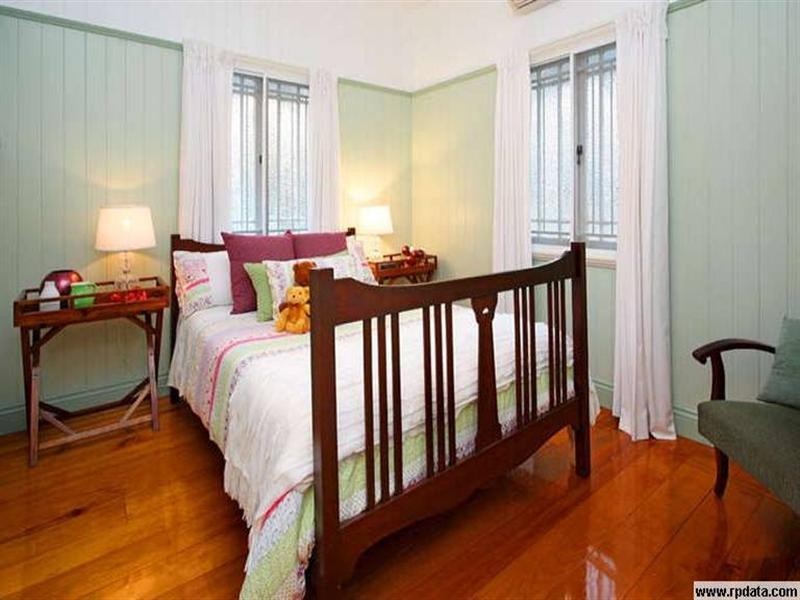 52 Chermside Street, Grange QLD 4051