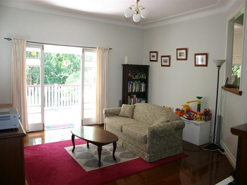 17 Picot Street, Kelvin Grove QLD 4059