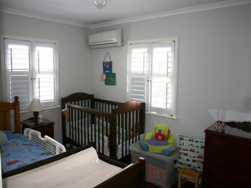 17 Picot Street, Kelvin Grove QLD 4059