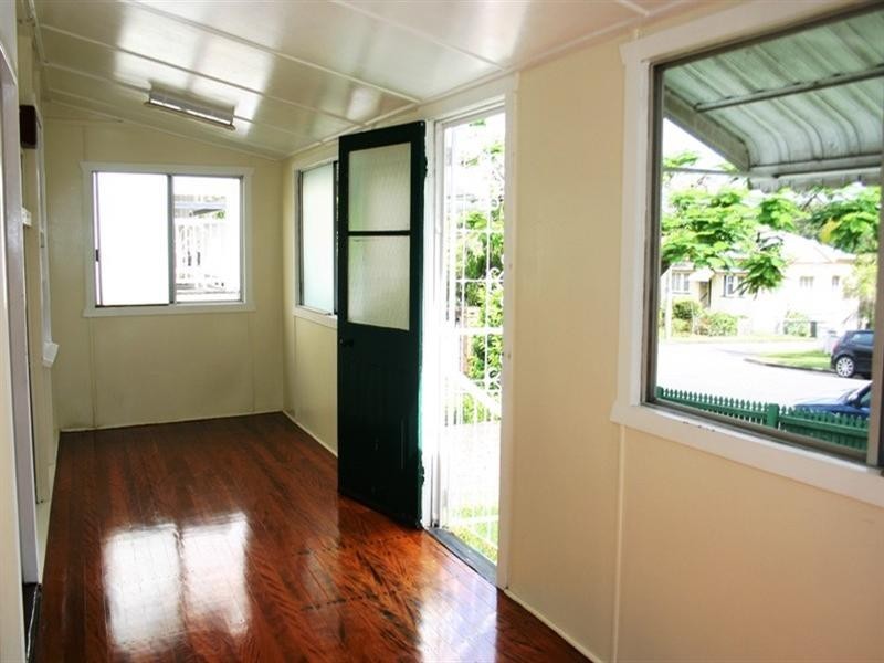 50 Grantson Street, Windsor QLD 4030