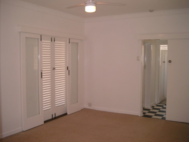 27 Bush Street, Windsor QLD 4030