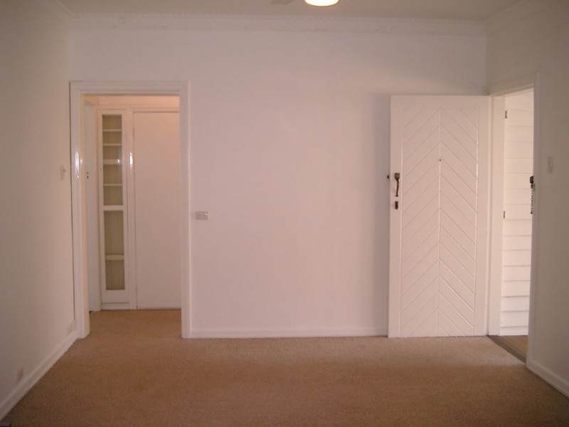 27 Bush Street, Windsor QLD 4030