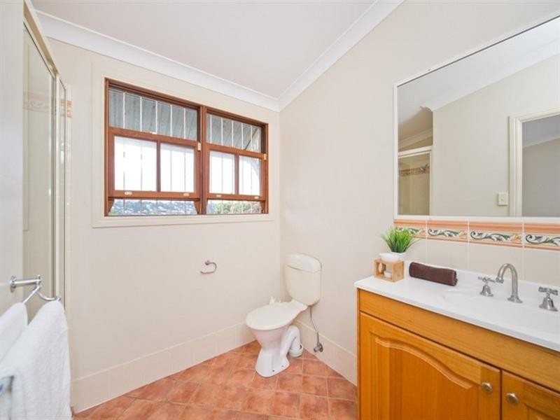 34 Lansdowne Street, Newmarket QLD 4051