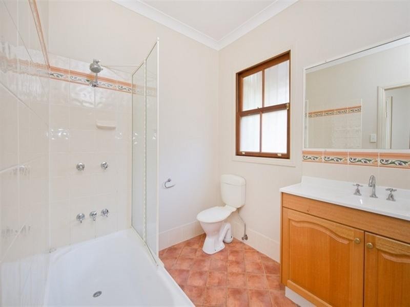 34 Lansdowne Street, Newmarket QLD 4051