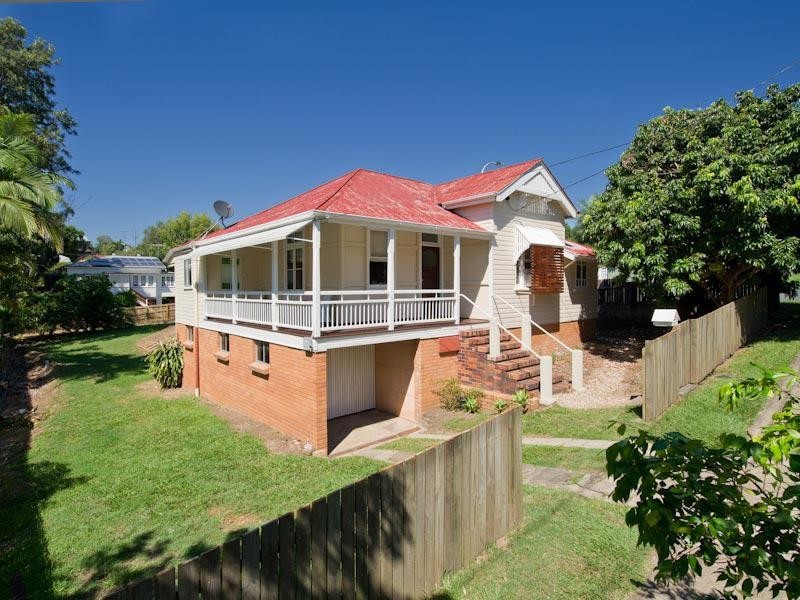 62 Carberry Street, Grange QLD 4051