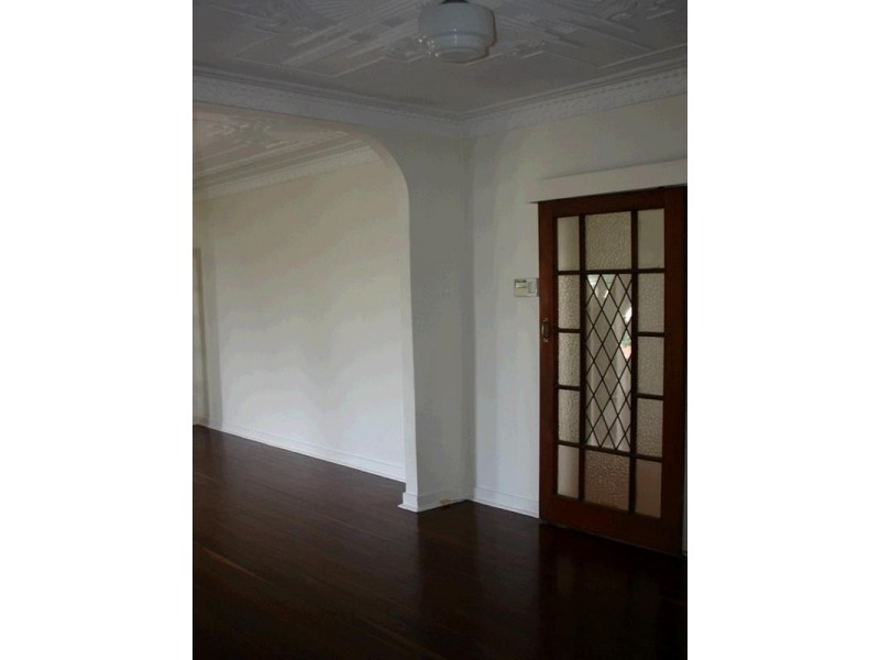 360 Days Road, Grange QLD 4051