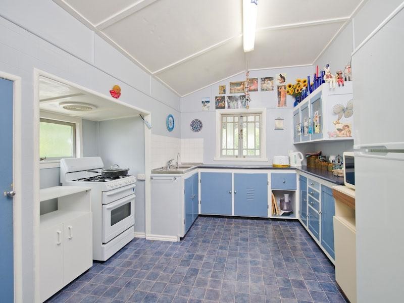 11 Owen Street, Wooloowin QLD 4030