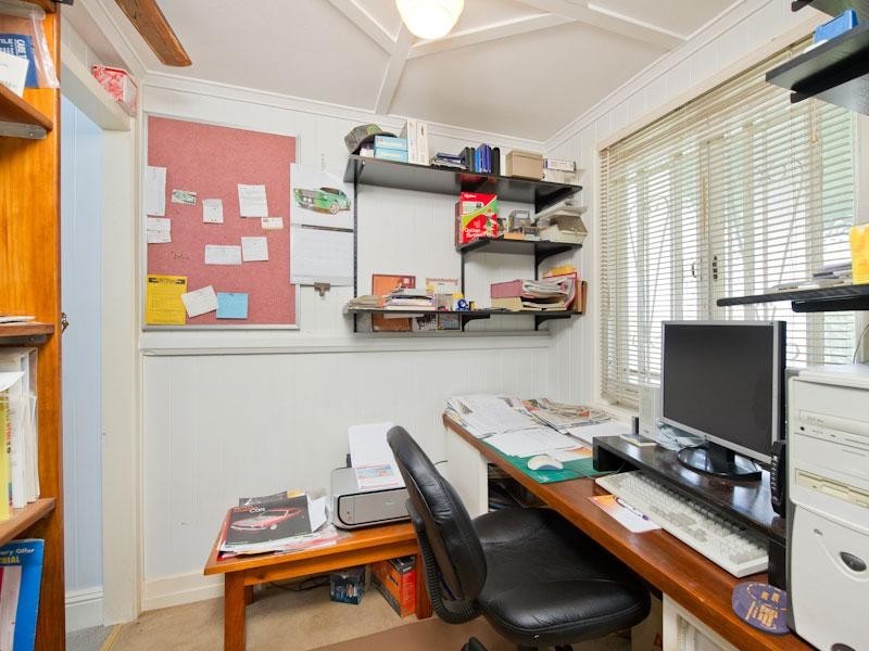 11 Owen Street, Wooloowin QLD 4030