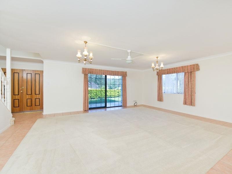 39 Strathmere Place, Upper Kedron QLD 4055