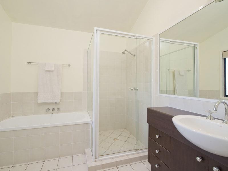 4/976 Samford Road, Keperra QLD 4054