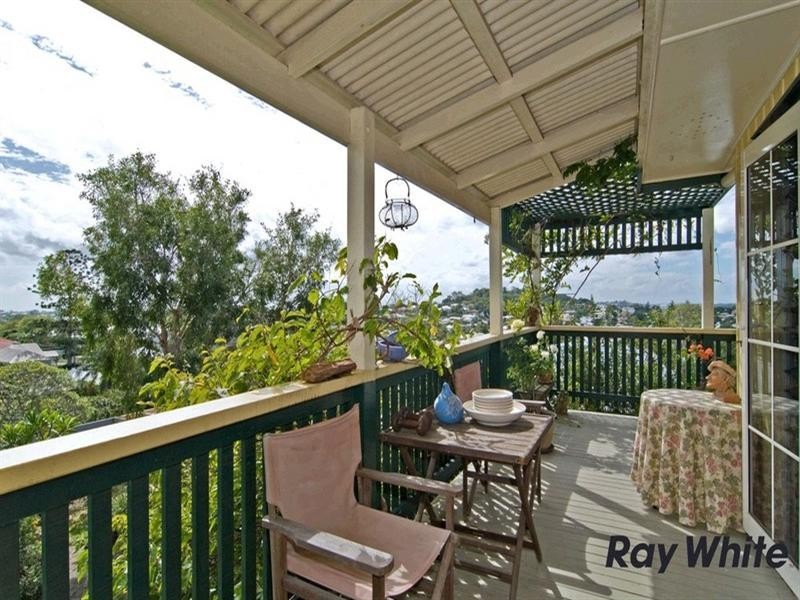 22 Watson Street, Newmarket QLD 4051