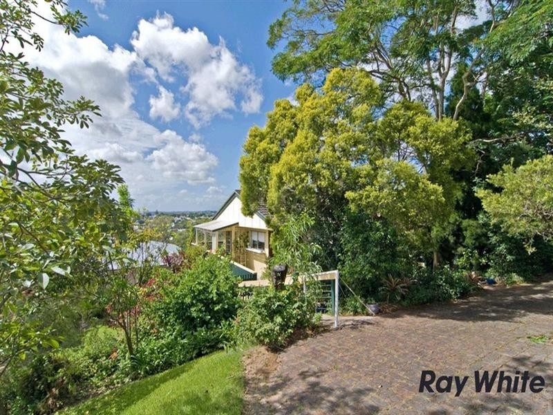 22 Watson Street, Newmarket QLD 4051