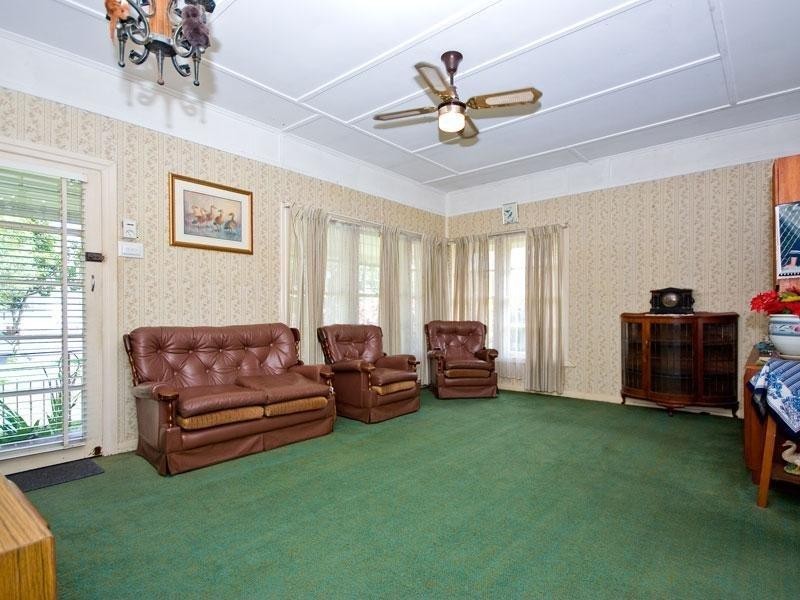 92 McConaghy Street, Mitchelton QLD 4053