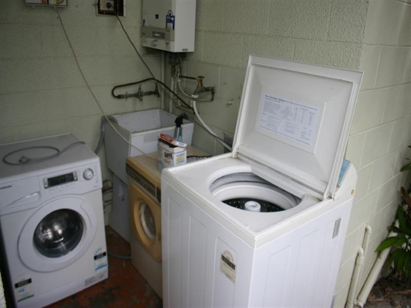 2/11 Fleming Road, Herston QLD 4006