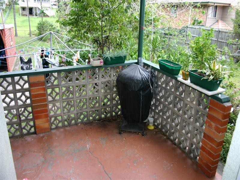 2/11 Fleming Road, Herston QLD 4006