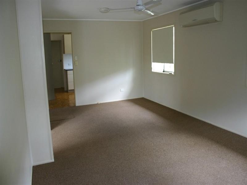 11 Rinavore Street, Ferny Grove QLD 4055