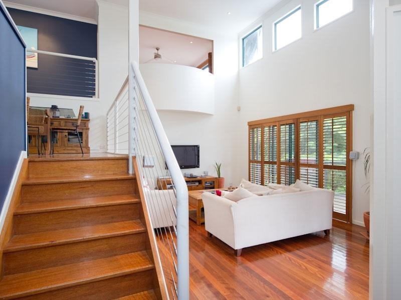 16 Larwood Place, Ferny Hills QLD 4055