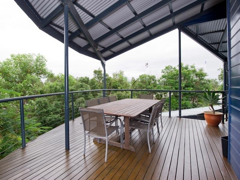 16 Larwood Place, Ferny Hills QLD 4055