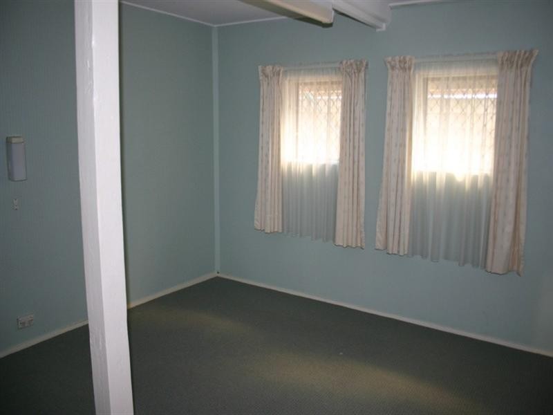 29 Sixth Avenue, Windsor QLD 4030