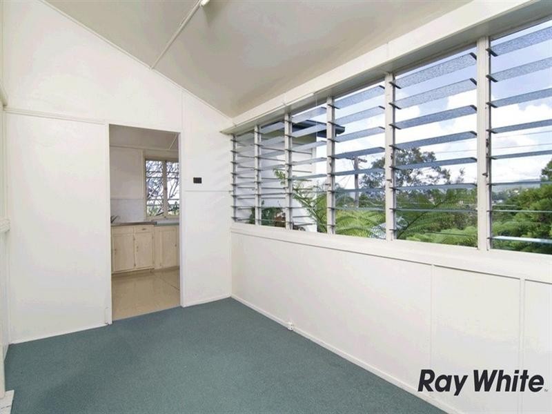 55 Gaunt Street, Newmarket QLD 4051