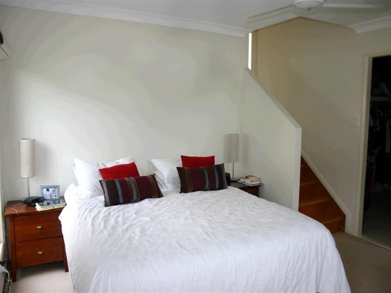 34 Days Road, Grange QLD 4051