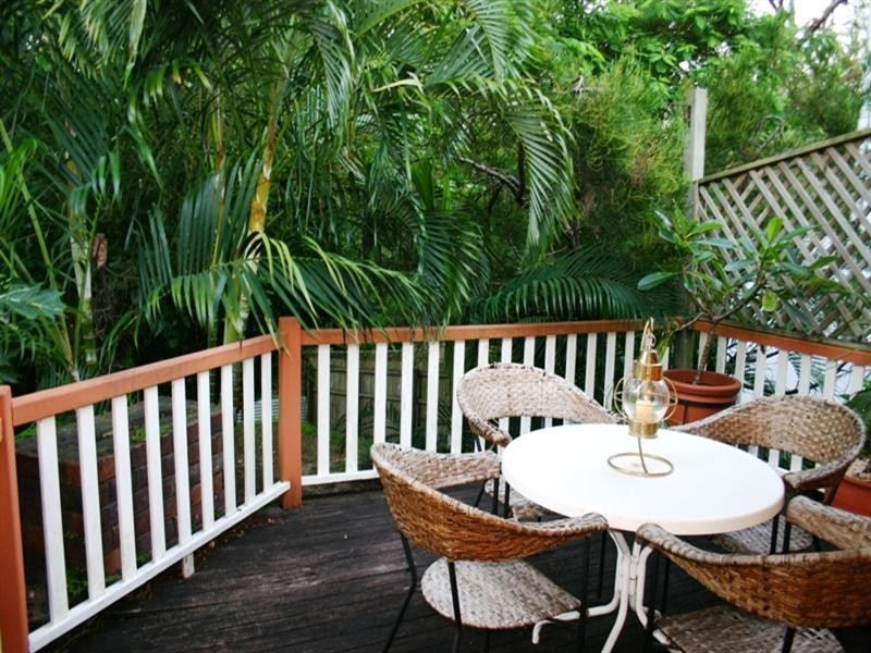 8 Leyton Street, Grange QLD 4051