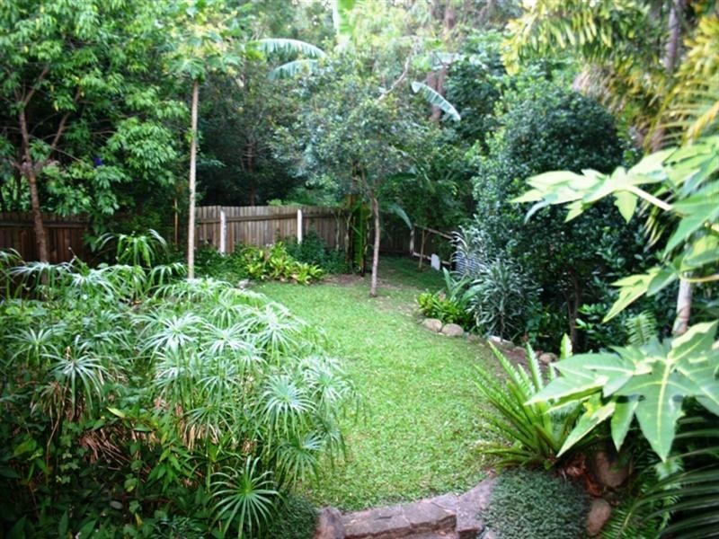 8 Leyton Street, Grange QLD 4051