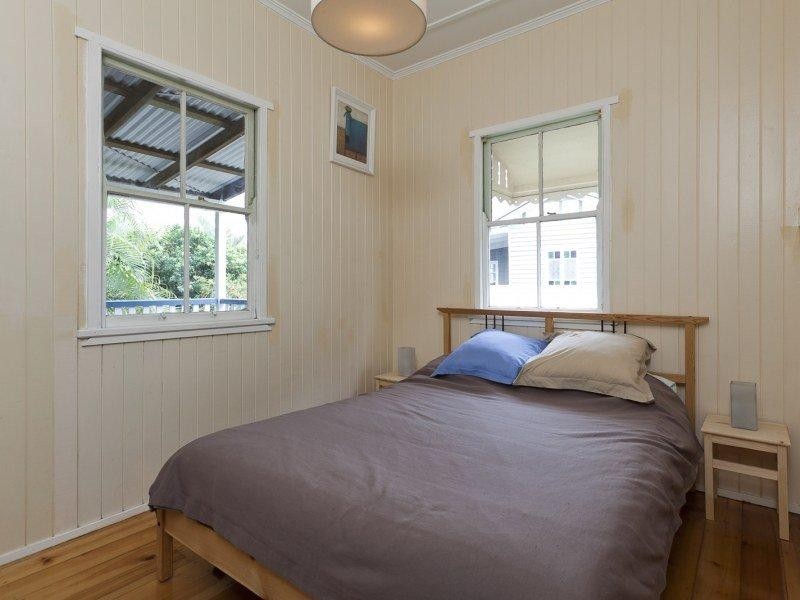 26 Myrtle Street, Grange QLD 4051