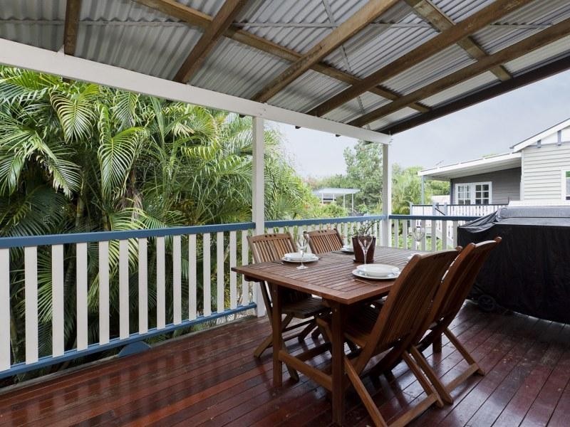 26 Myrtle Street, Grange QLD 4051