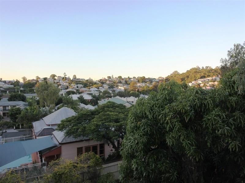 19 Ruth Street, Wilston QLD 4051