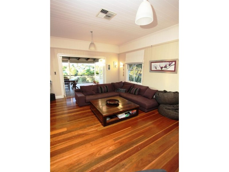 19 Ruth Street, Wilston QLD 4051