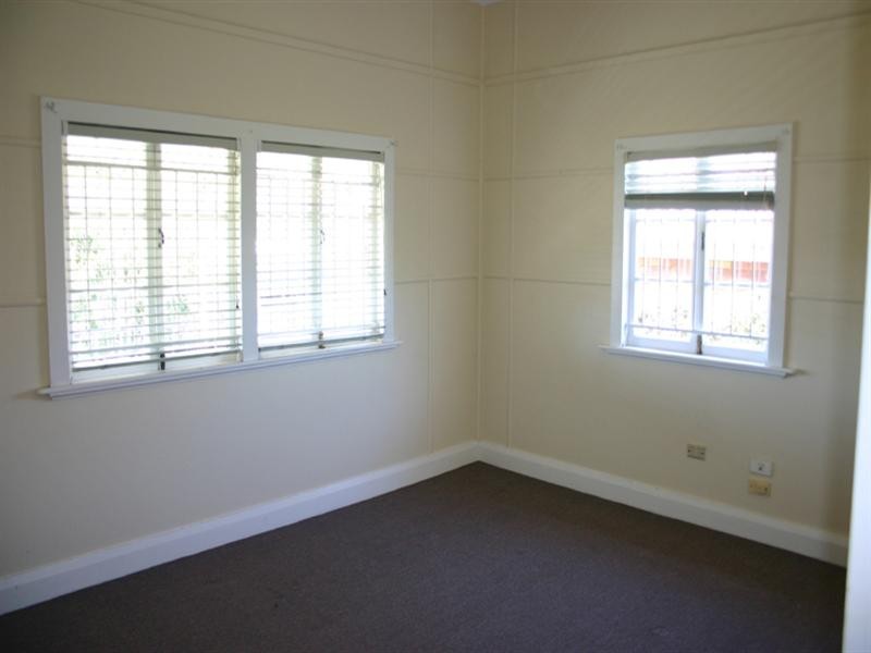 103 Constitution Road, Windsor QLD 4030