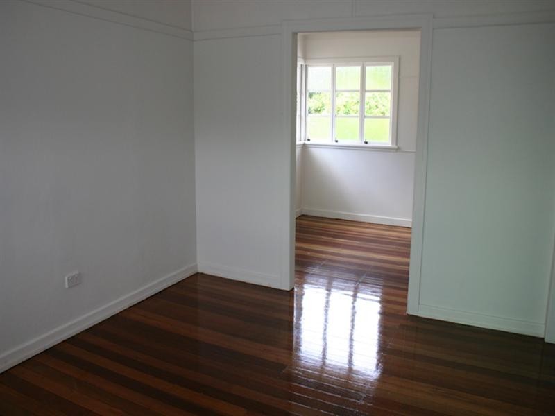 58 Pear Street, Greenslopes QLD 4120