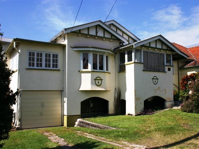 14 Carroll Crescent, Grange QLD 4051