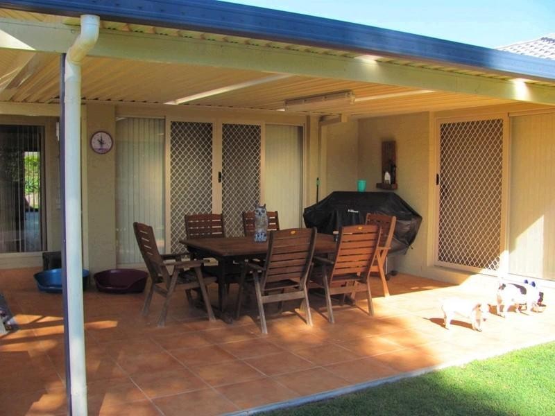 42 Wyellan Place, Upper Kedron QLD 4055