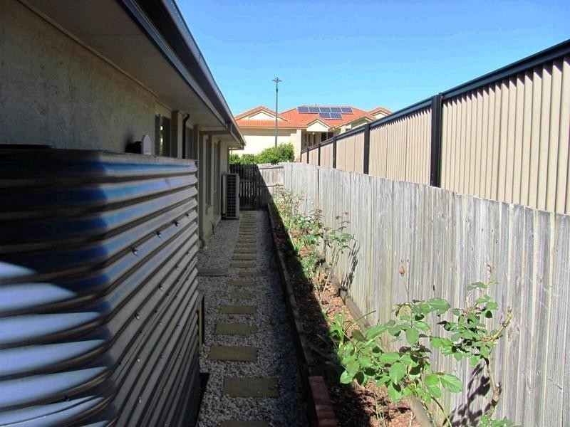 42 Wyellan Place, Upper Kedron QLD 4055