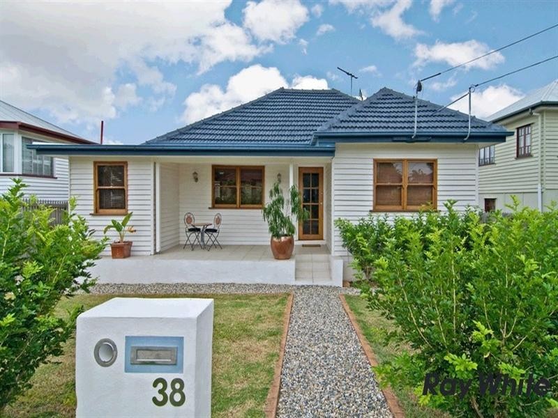 38 Edinburgh Castle Road, Kedron QLD 4031